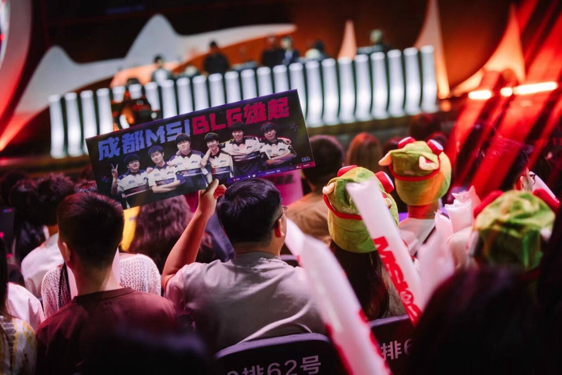 IEM 科隆 2024：轻松揽胜 NAVI 2-0击败Astralis