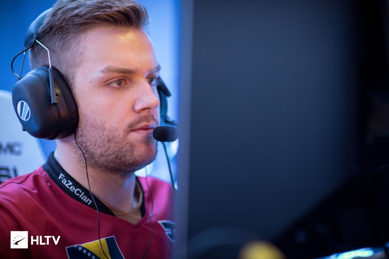 乐言深陷舆论风波，管住自己的行为很重要