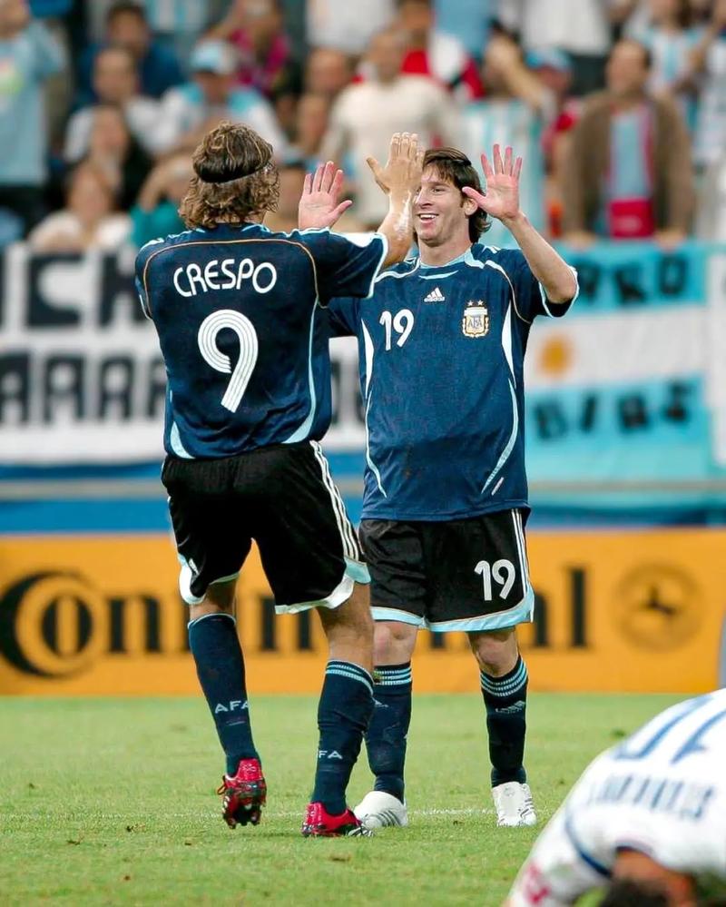 LGD Gaming 教练：为了对付LNG，我们在下路组合方面做好了准备